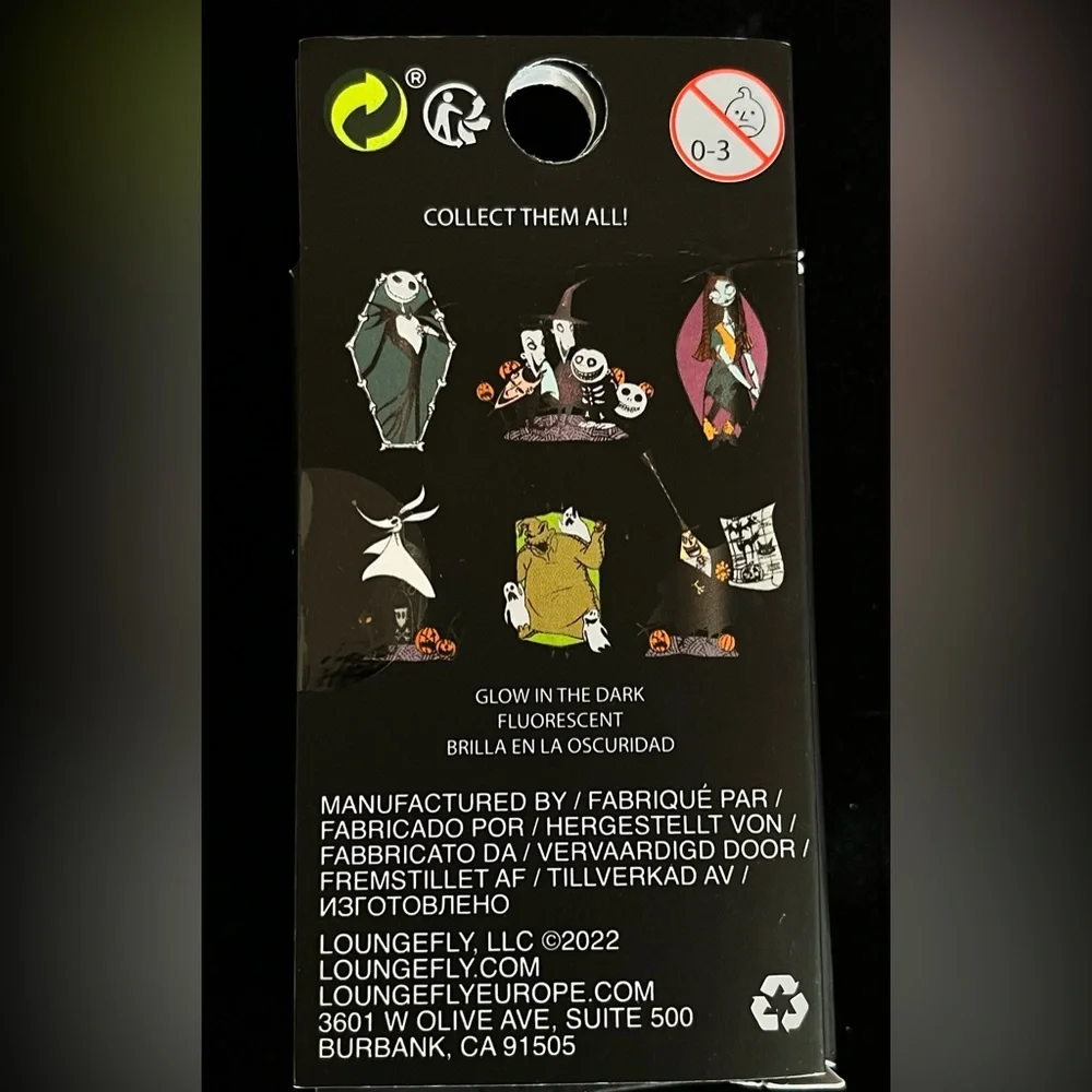 Loungefly Nightmare Before Christmas Classic Character Enamel Pin - Mayor N w/B - Picture 4 of 6